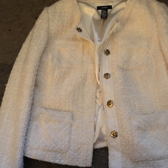 Jacket - Picture 2 of 4